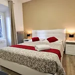 Giulya Guest House
